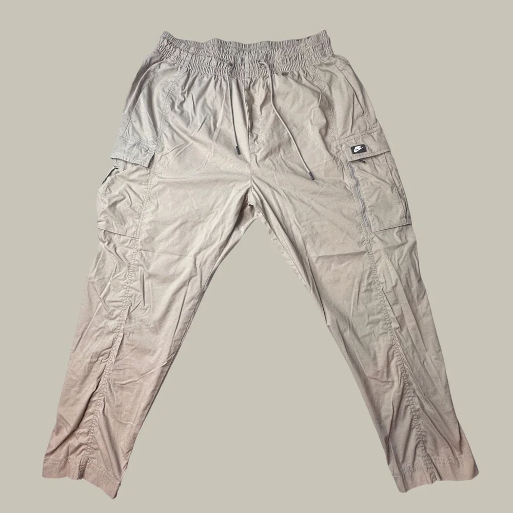 Nike Cargo Pants Mens XXL BV3127-247 Khaki Tapered Utility Sportswear EXCELLENT